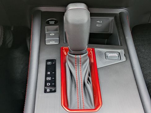 New 2026 Nissan Kicks SR image 24