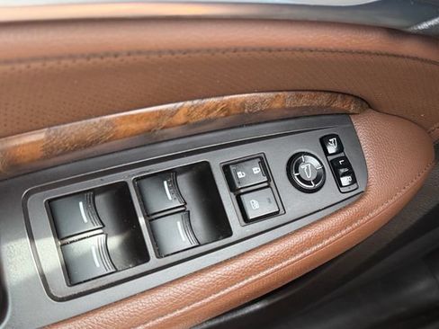 Used 2020 Acura MDX SH-AWD w/ Technology Package image 11