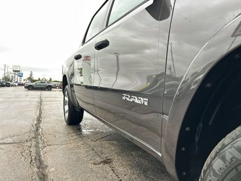 New 2026 RAM 1500 Big Horn AWD/4WD image 15