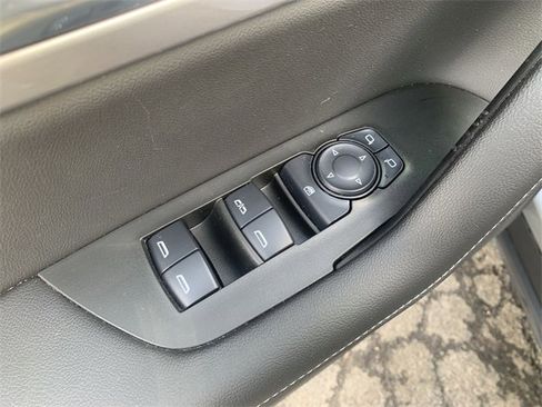 Certified 2025 Chevrolet Blazer LT w/ Convenience Package image 23