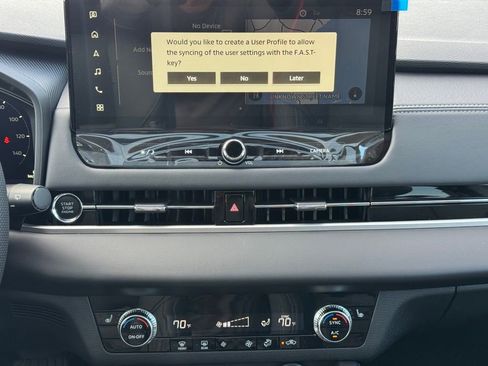 New 2025 Mitsubishi Outlander SE image 22