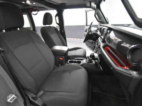 Used 2019 Jeep Wrangler Unlimited Sport image 46