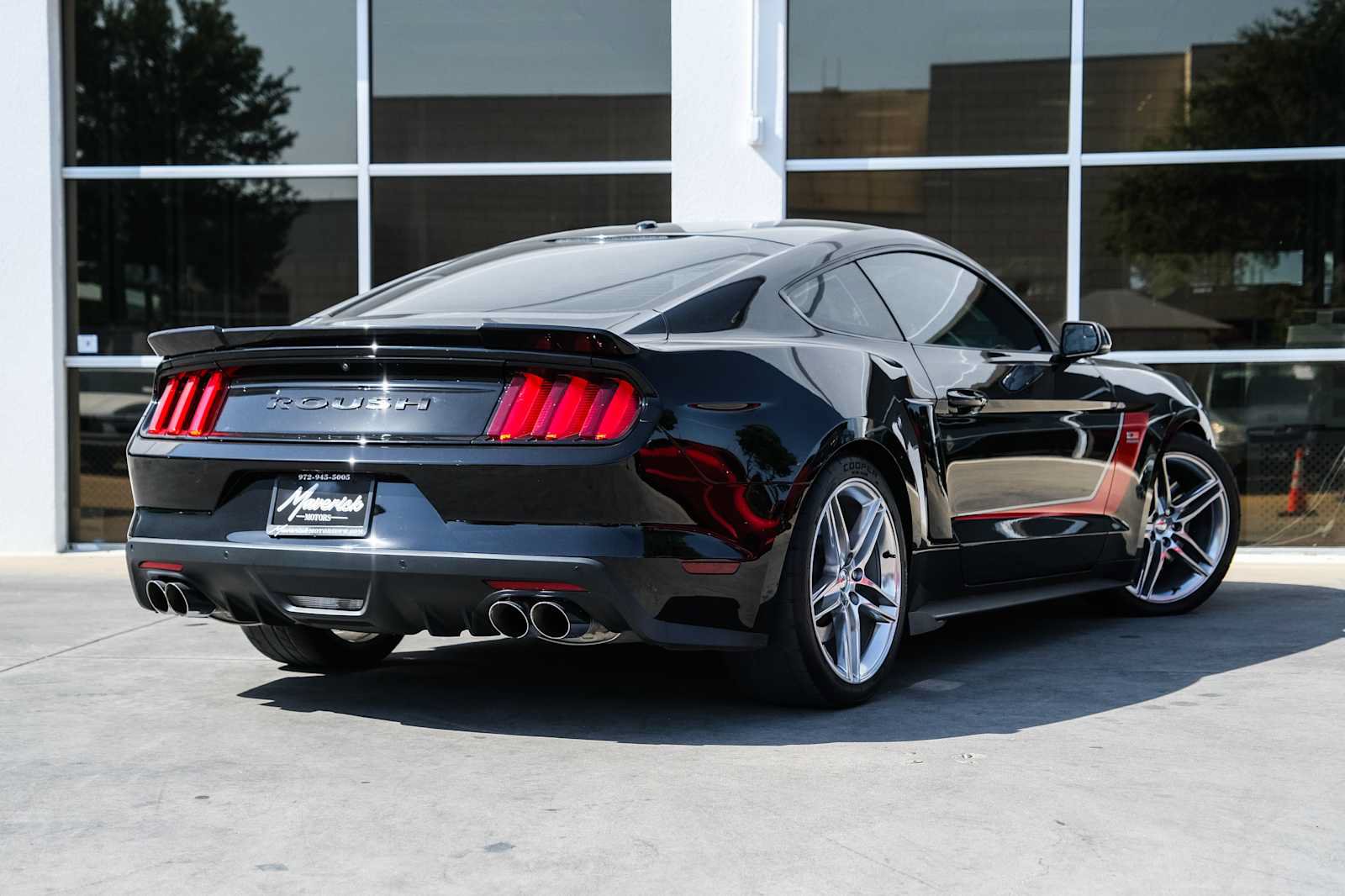 Used 2016 Ford Mustang GT Premium w/ GT Performance Package RWD image 18
