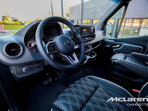 New 2024 Mercedes-Benz Sprinter 3500 image 11