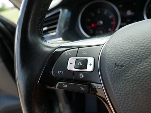 Used 2019 Volkswagen Tiguan SE AWD/4WD image 26