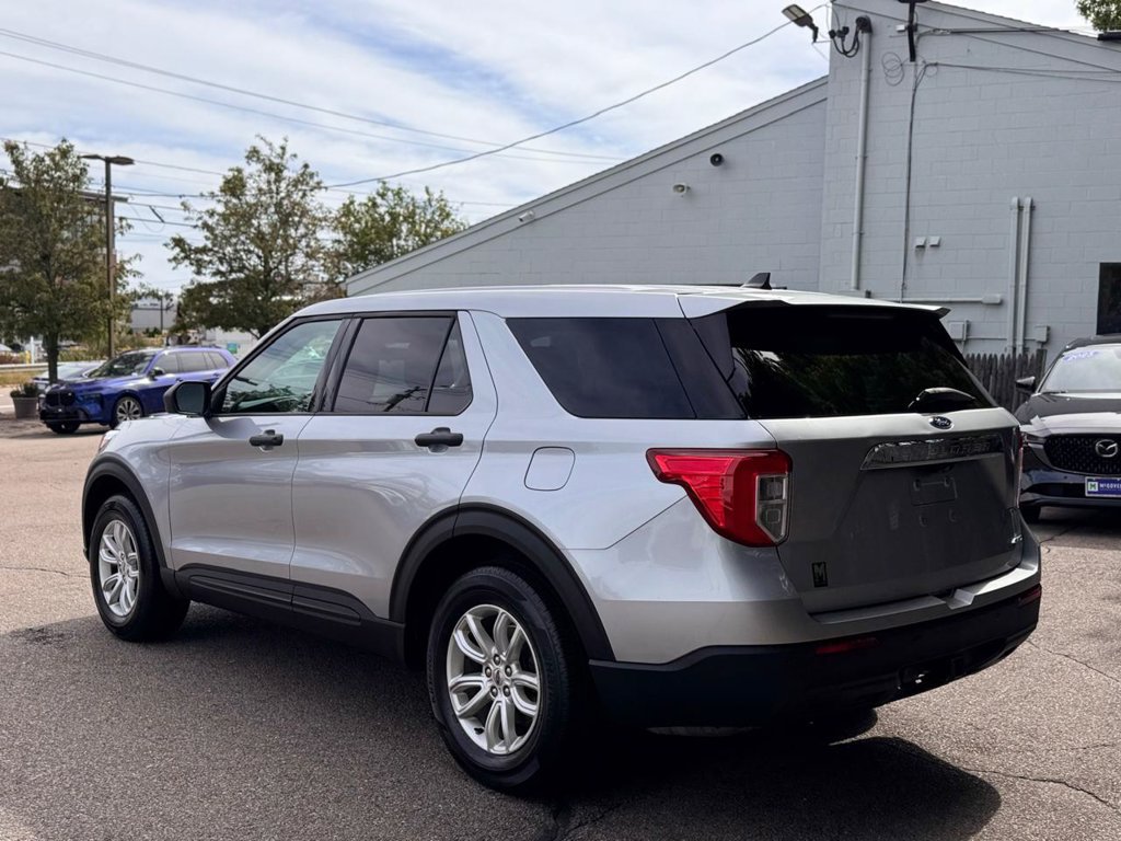 Used 2021 Ford Explorer 4WD w/ Class III Trailer Tow Package image 4