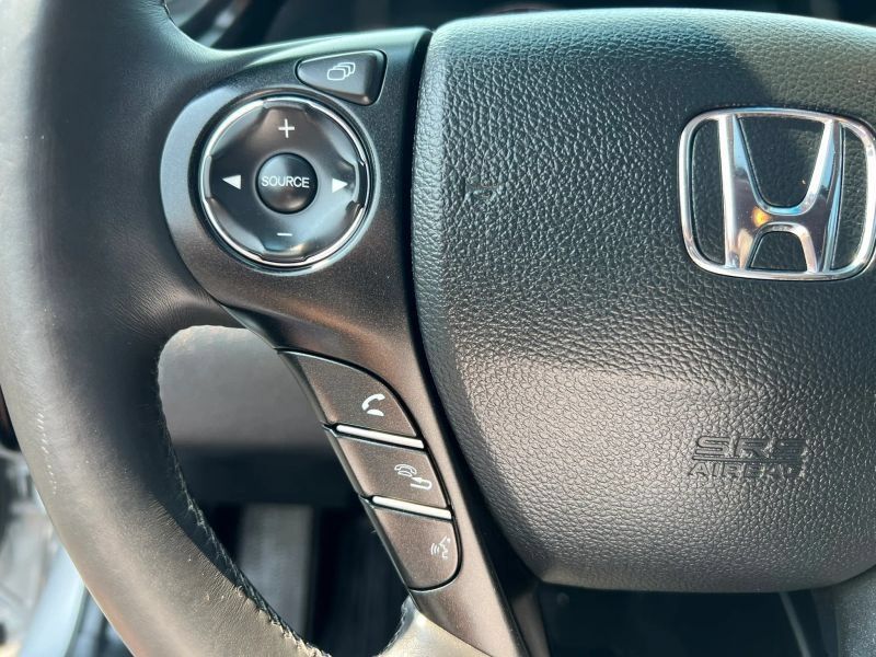Used 2015 Honda Accord EX-L image 22