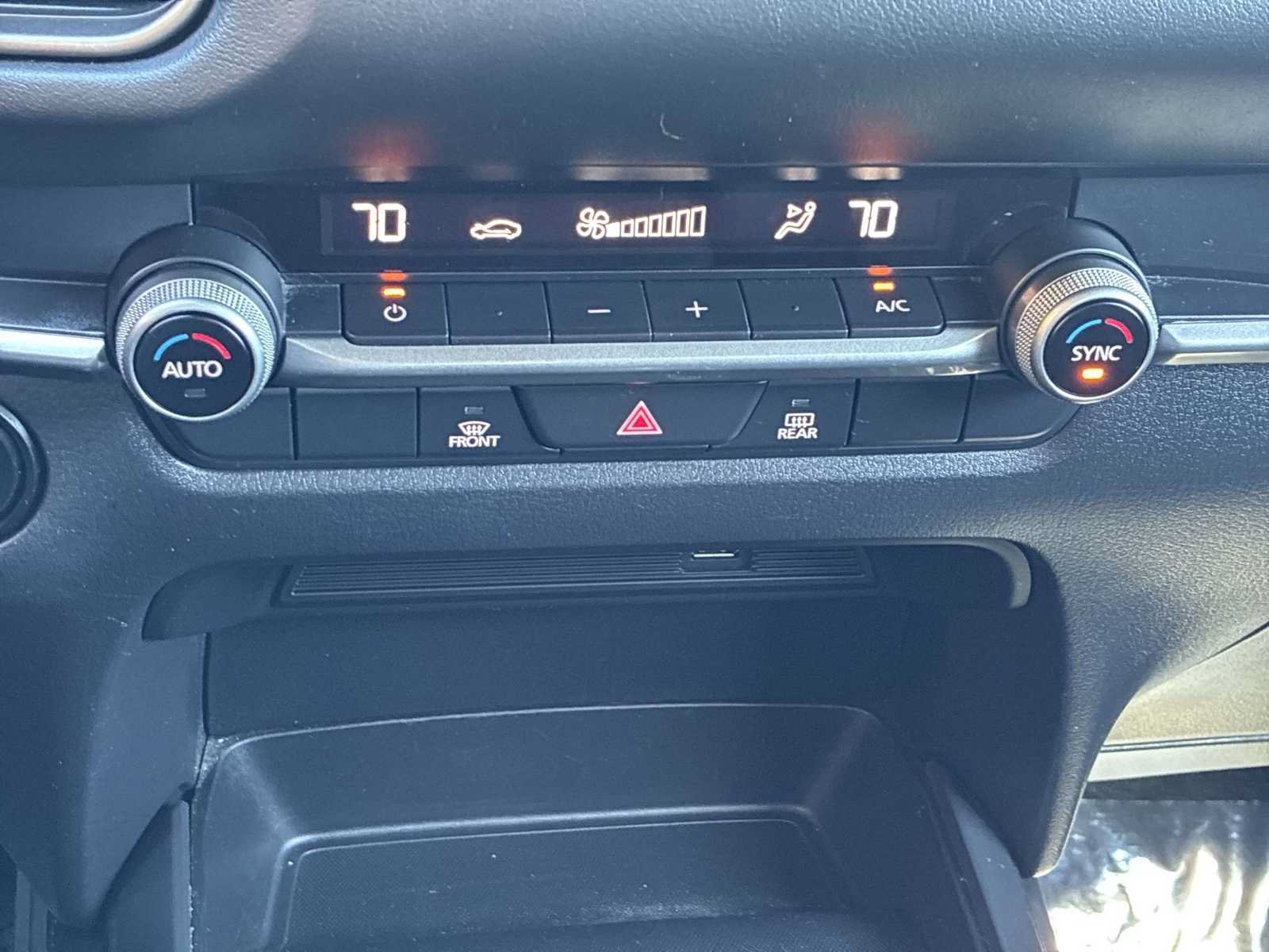 Used 2021 MAZDA CX-30 AWD 2.5 S w/ Select Package image 16