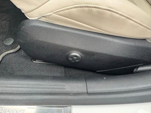 Used 2022 Mercedes-Benz C 300 4MATIC Sedan image 25