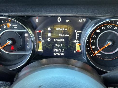 Used 2021 Jeep Wrangler Unlimited Sport AWD/4WD image 23