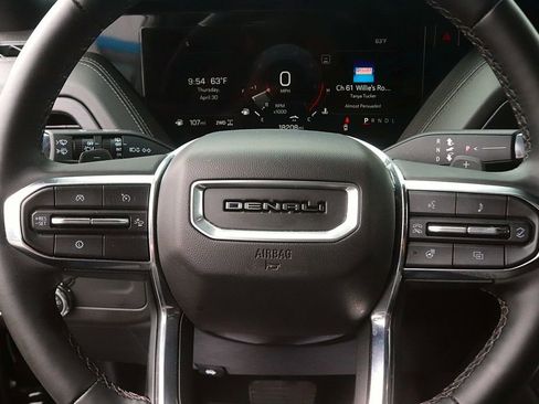 Used 2025 GMC Yukon Denali AWD/4WD image 22