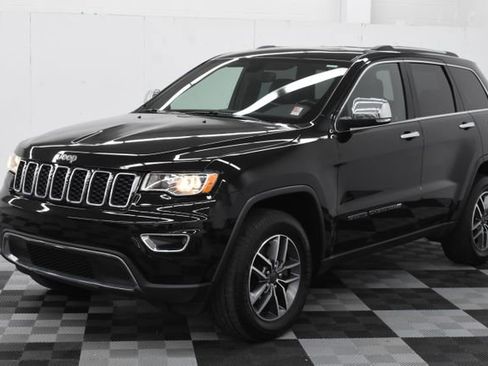 Used 2022 Jeep Grand Cherokee Limited image 47