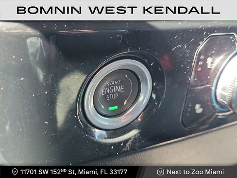 Used 2024 GMC Sierra 1500 SLE image 22