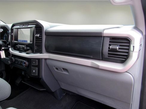 Used 2023 Ford F150 XLT image 32