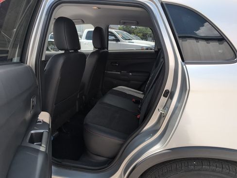 Used 2024 Mitsubishi Outlander Sport SE AWD/4WD image 11