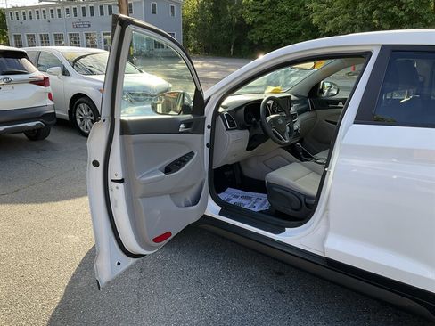 Used 2020 Hyundai Tucson SE AWD/4WD image 21