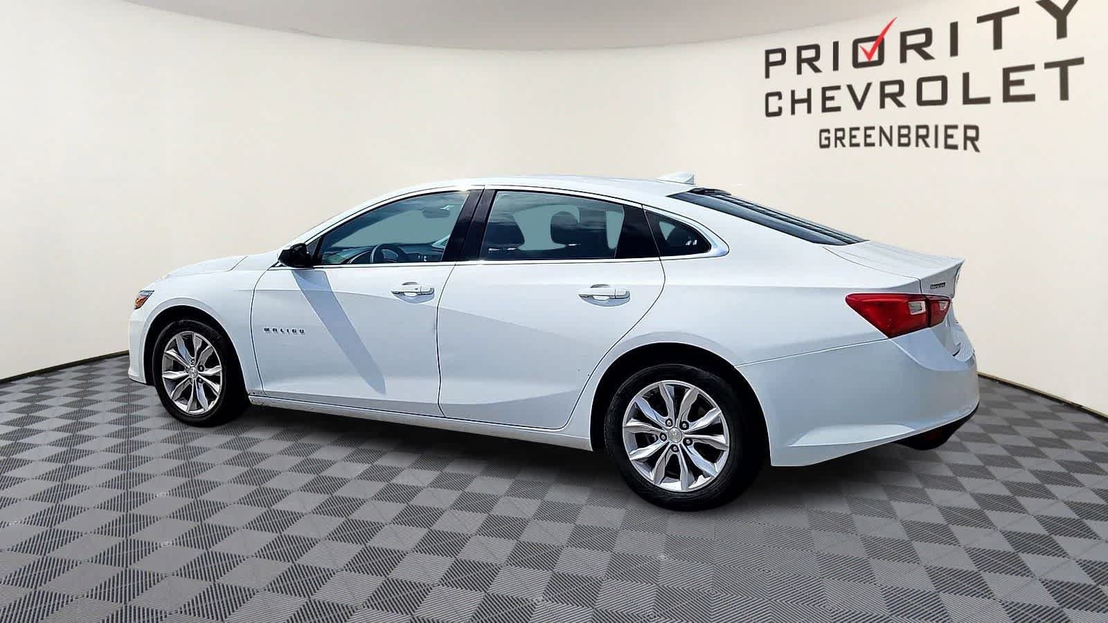 Used 2023 Chevrolet Malibu LT FWD image 6