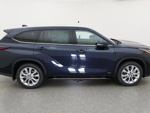 New 2026 Toyota Highlander Limited image 95