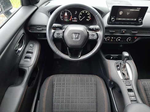 Certified 2024 Honda HR-V Sport image 11