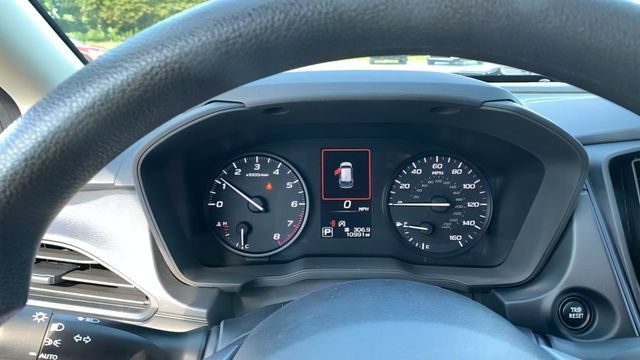Used 2025 Subaru Impreza 2.0i AWD/4WD image 11
