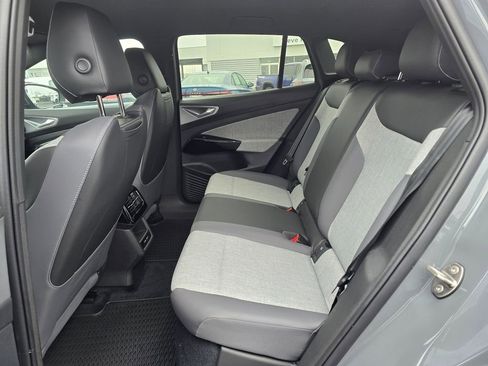 New 2026 Volkswagen ID.4 Pro image 16