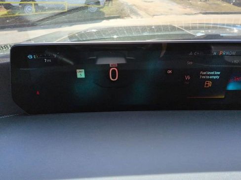 New 2025 Ford Expedition Platinum w/ Stealth Performance Package image 31