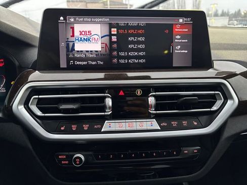 Used 2023 BMW X3 xDrive30i image 18