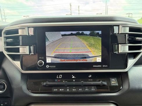 Used 2024 Toyota Tundra SR5 AWD/4WD image 18