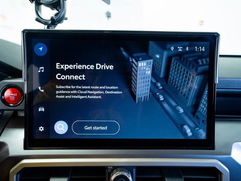 Used 2024 Toyota Tacoma TRD Off-Road image 46