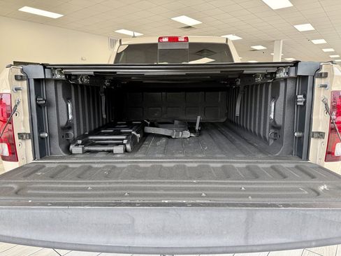 Used 2017 RAM 1500 Rebel w/ Luxury Group AWD/4WD image 9