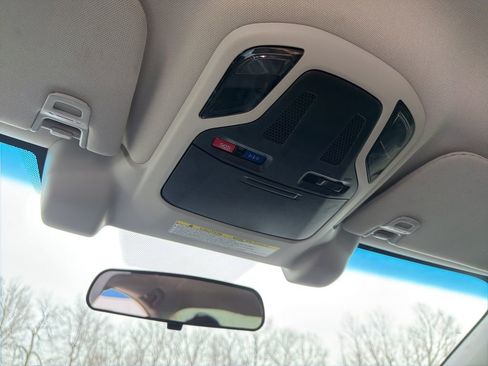 Used 2022 Subaru Legacy Premium image 13