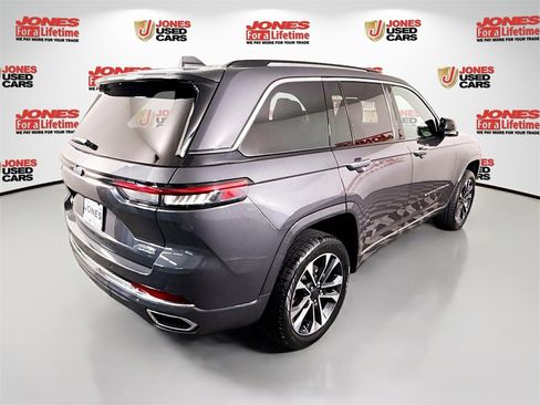 Used 2022 Jeep Grand Cherokee Overland image 19