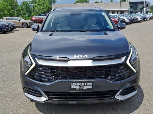 Used 2023 Kia Sportage EX AWD/4WD image 2