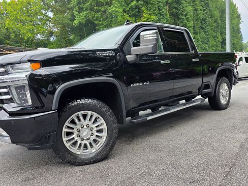 Used 2020 Chevrolet Silverado 2500 High Country w/ Z71 Off-Road Package AWD/4WD image 4