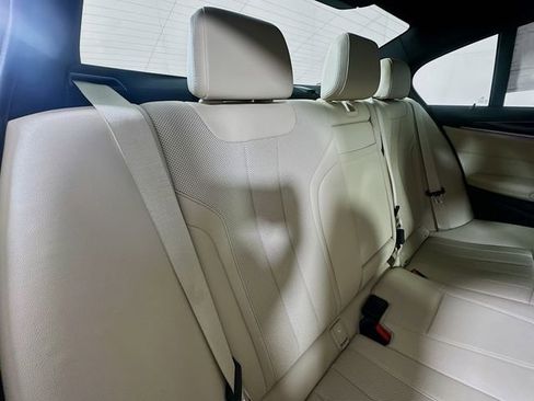 Used 2021 BMW 530i xDrive w/ Premium Package AWD/4WD image 29
