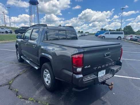 Certified 2023 Toyota Tacoma SR AWD/4WD image 5