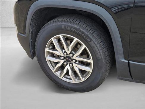 Used 2019 GMC Acadia SLE w/ LPO, Black Accent Package image 19