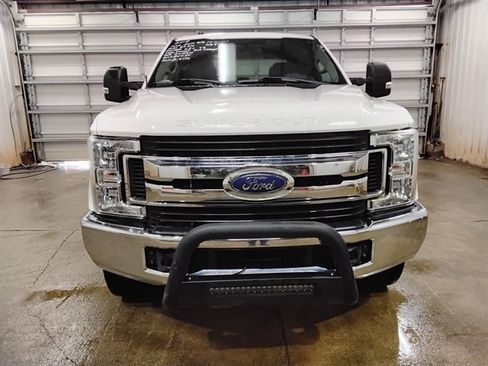 Used 2018 Ford F250 XLT AWD/4WD image 6