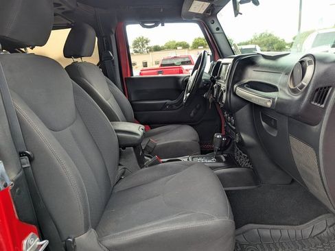Used 2015 Jeep Wrangler Sport image 27