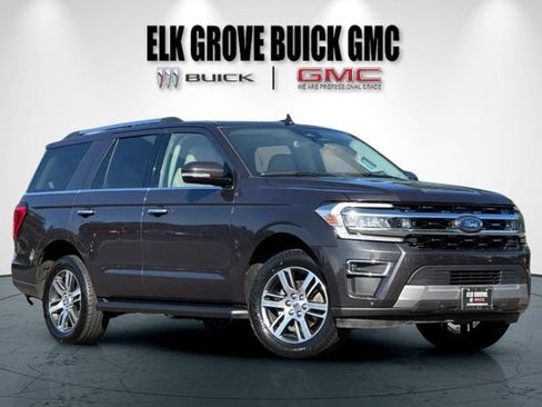 Used 2024 Ford Expedition Limited AWD/4WD image 2