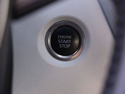 Used 2024 Toyota Corolla SE FWD image 14