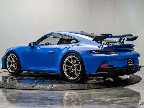 Used 2022 Porsche 911 GT3 RWD image 11