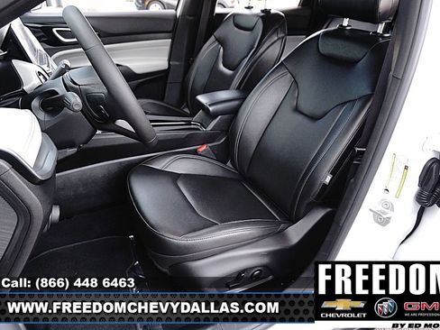 Used 2025 Jeep Compass Limited image 12