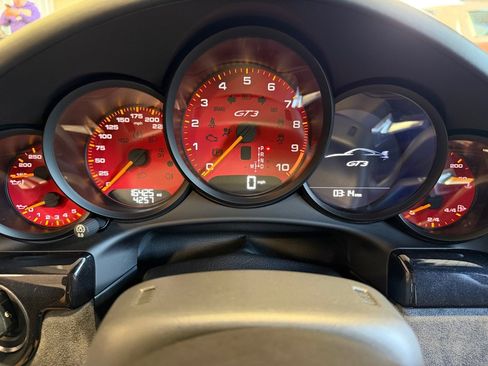 Used 2018 Porsche 911 GT3 image 29