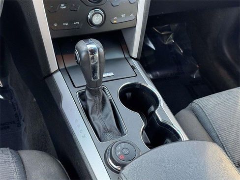 Used 2015 Ford Explorer XLT w/ Equipment Group 201B image 19