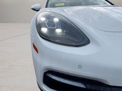 Used 2018 Porsche Panamera image 35
