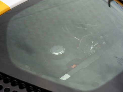 Used 2023 Ferrari SF90 Stradale Base image 13