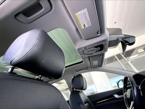 Used 2018 Audi Q5 2.0T Premium w/ Convenience Package image 27