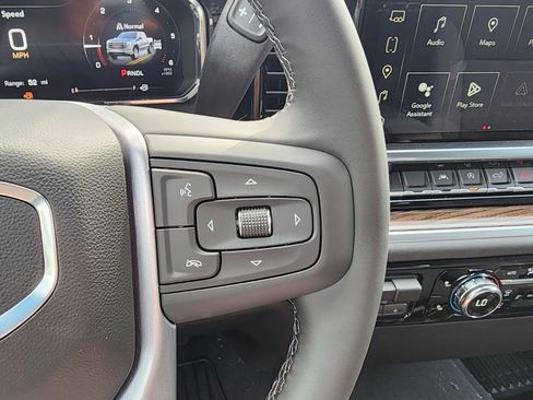 New 2026 GMC Sierra 1500 Elevation image 22