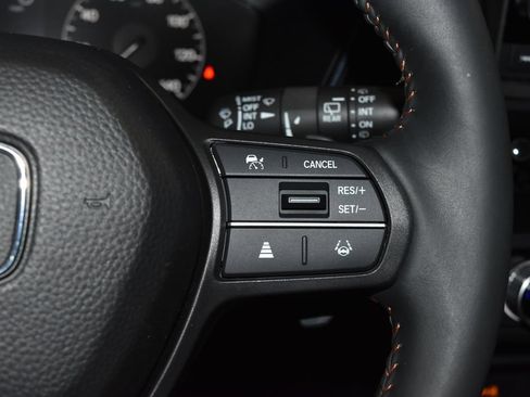 Used 2024 Honda CR-V Sport image 9